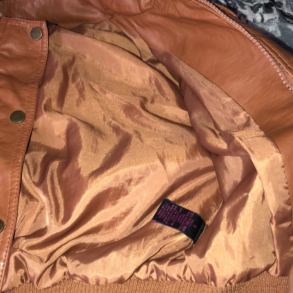 Brown jacket - Picture 4 of 7